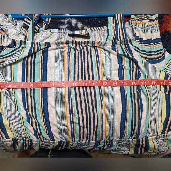 Lane Bryant summer short sleeve cold shoulder striped jumpsuit sz 18/20 - Picture 5 of 7